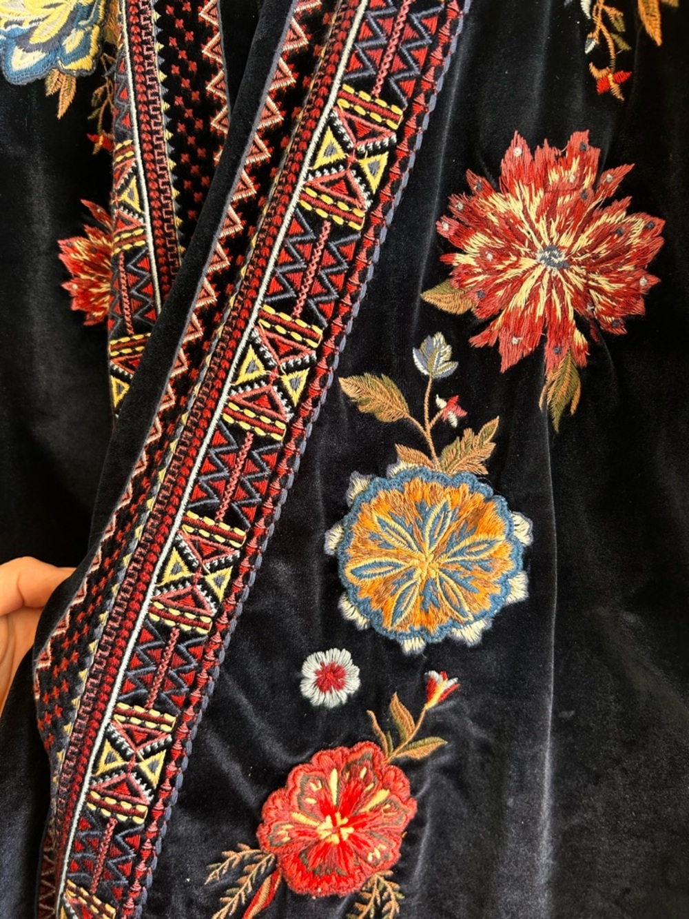 Driftwood Embroidered Velvet Duster Jacket kimono Floral Embroidery - Picture 2 of 7